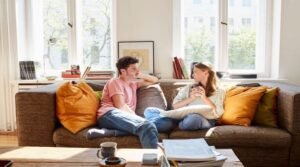 Navigating Mental Health Disclosure in Relationships – Breaking the Stigma and Building Understanding