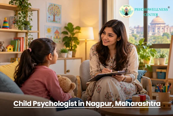 Child psychologist in Nagpur counselling a young girl to support her emotional well-being and behavioural development.